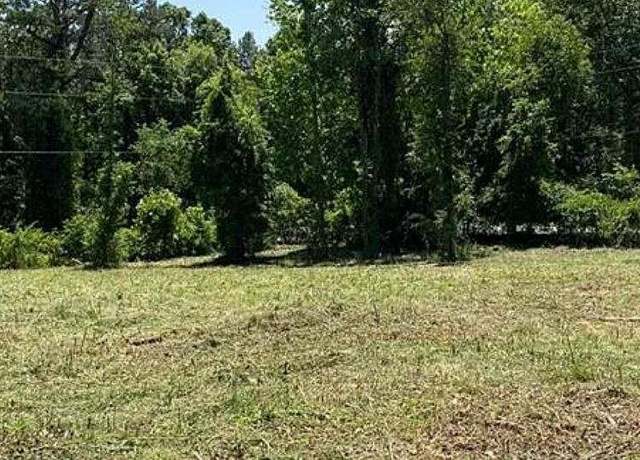 Property at 127 High Pine Dr, Acworth, GA 30101