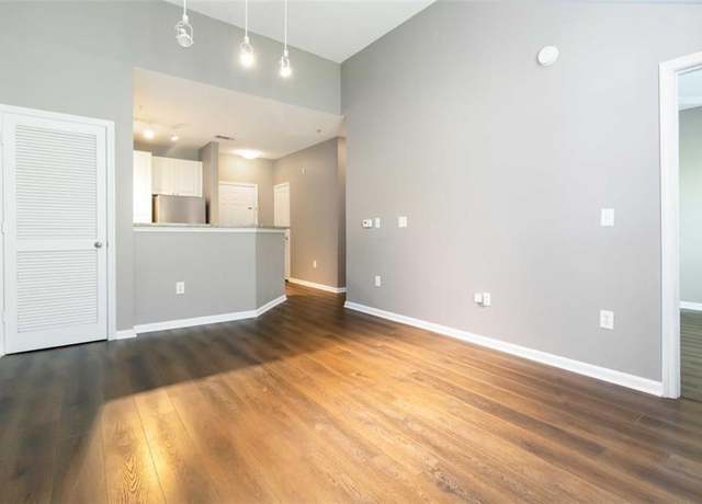 Property at 10 NE Perimeter Summit Blvd NE #4428, Brookhaven, GA 30319, 1 bed, 1 bath