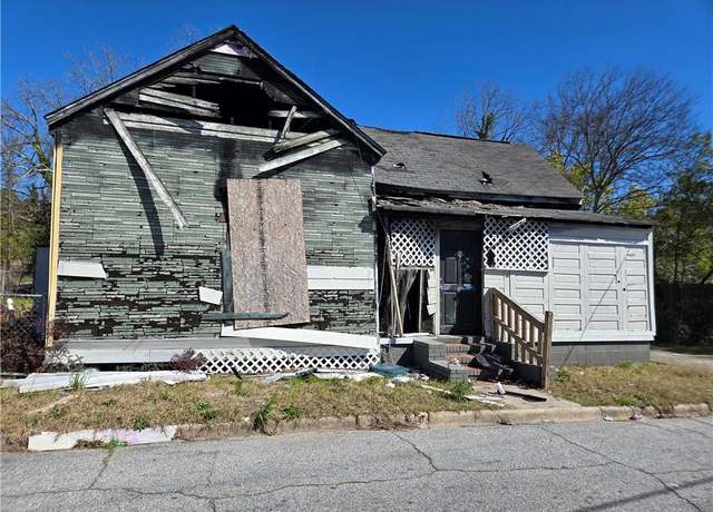 Property at 1062 Bartlett St, Macon, GA 31204, 3 beds, 1 bath