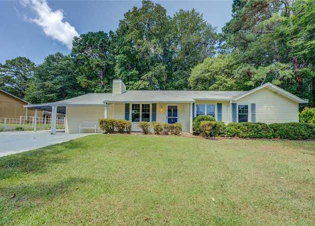 Property at 7673 Cloverdale Ln, Jonesboro, GA 30236, 3 beds, 1.5 baths