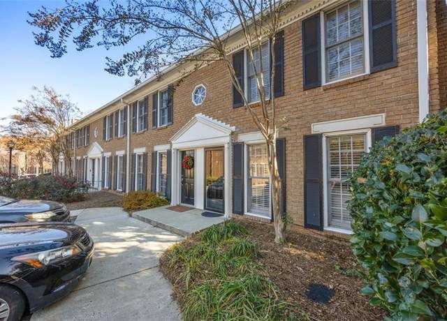 Property at 1101 Collier Rd NW Unit V6, Atlanta, GA 30318, 2 beds, 1.5 baths