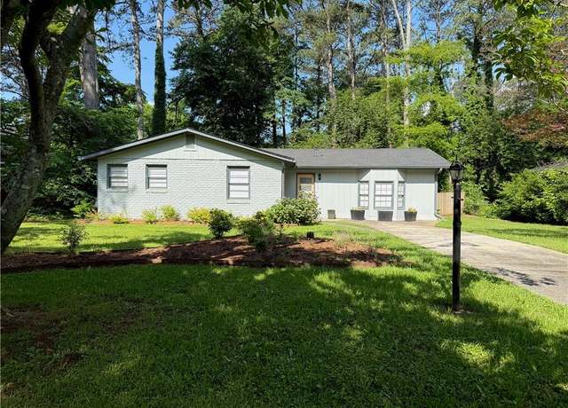Property at 910 Oriole Ln SE, Marietta, GA 30067, 4 beds, 3 baths