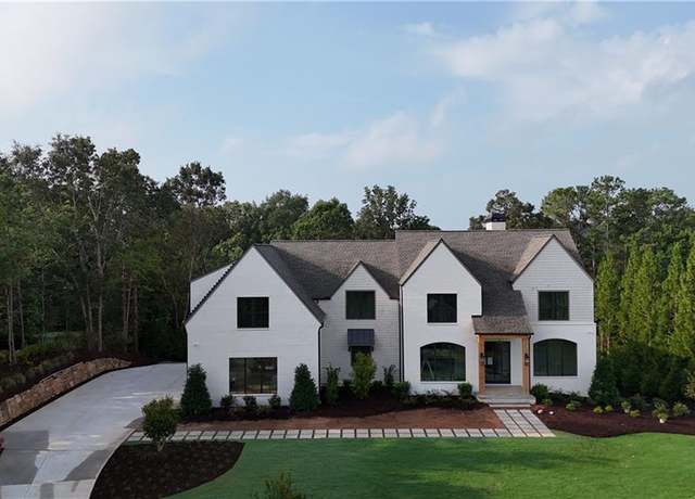 Property at 1320 Cashiers Way, Roswell, GA 30075, 6 beds, 5.5 baths
