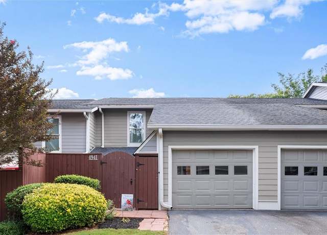 Property at 4941 Meadow Ln, Marietta, GA 30068, 3 beds, 2.5 baths