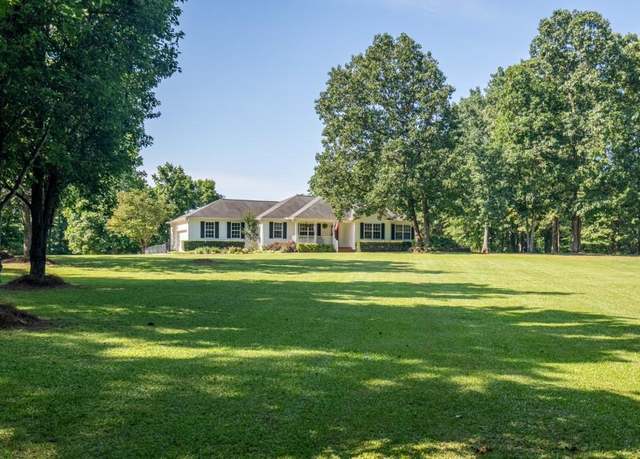Property at 520 Campbell Rd, Cedartown, GA 30125, 3 beds, 3 baths
