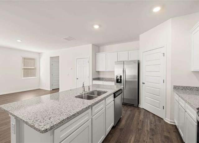 Property at 6100 Knickerbocker St, Mableton, GA 30126, 5 beds, 3 baths