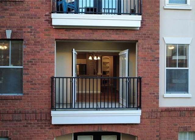 Property at 1850 Cotillion Dr #2310, Dunwoody, GA 30338, 3 beds, 2 baths