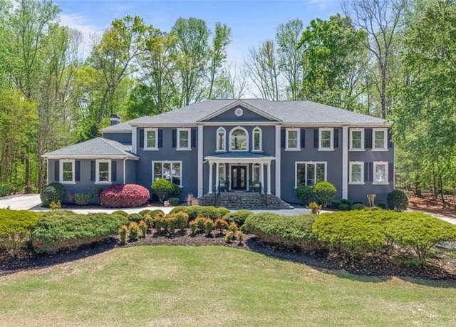 Property at 335 Birkdale Dr, Fayetteville, GA 30215, 7 beds, 7.5 baths
