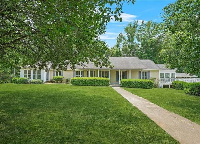 Property at 1580 Bramlett Rd, Greensboro, GA 30642, 3 beds, 3 baths