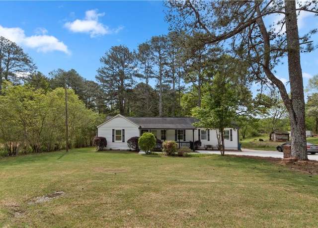 Property at 2014 Fence Rd, Dacula, GA 30019, 3 beds, 2 baths