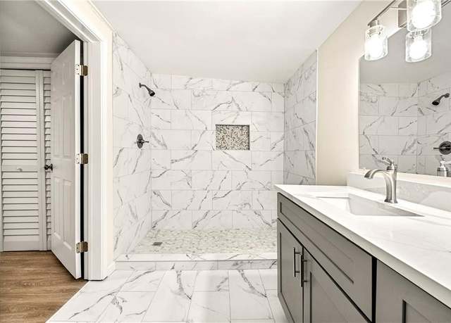 Property at 2331 Luther St, Lithonia, GA 30058, 3 beds, 2 baths