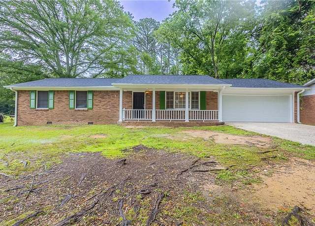 Property at 5964 W Fayetteville Rd, Atlanta, GA 30349, 3 beds, 1 bath