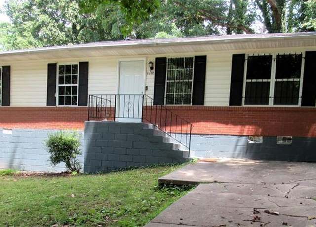 Property at 3086 Lone Oak Ave SW, Atlanta, GA 30354, 4 beds, 1.5 baths