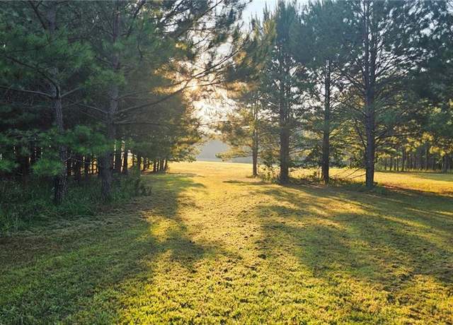 Property at 11 Ripplewood Trl, Euharlee, GA 30145