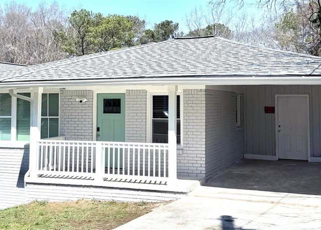 Property at 2405 Cross St NW, Atlanta, GA 30318, 3 beds, 2.5 baths