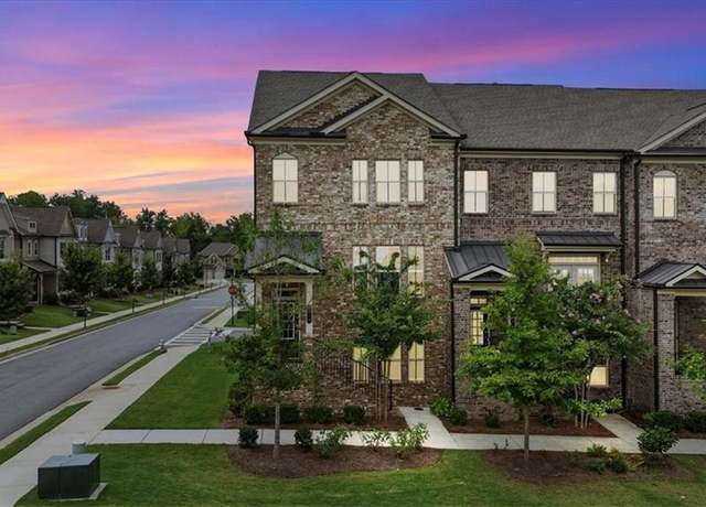 Property at 3910 Redwood Dr, Cumming, GA 30040, 4 beds, 3.5 baths