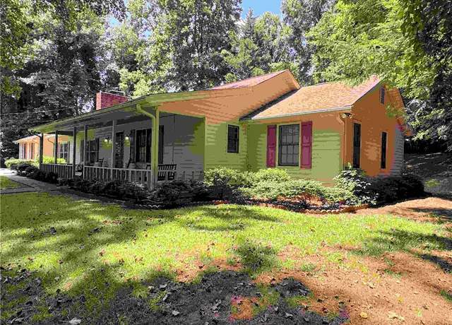 Property at 5040 Nichols Dr, Flowery Branch, GA 30542, 3 beds, 2 baths