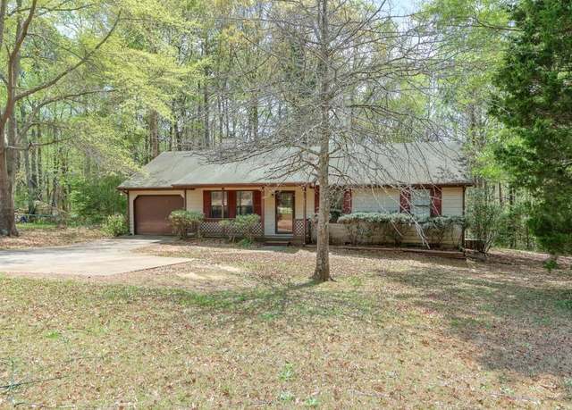 Property at 798 Tommy Lee Cook Rd, Palmetto, GA 30268, 3 beds, 2 baths