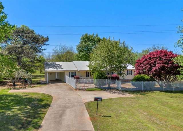 Property at 185 Skelton Rd, Hoschton, GA 30548, 4 beds, 3 baths
