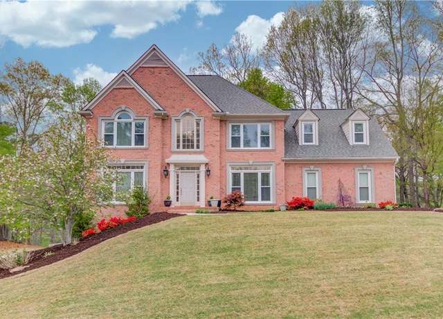 Property at 1343 Riverview Run Ln, Suwanee, GA 30024, 5 beds, 3.5 baths