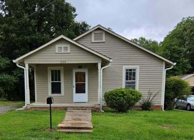 Property at 223 Gordon St, Bremen, GA 30110, 2 beds, 1.5 baths