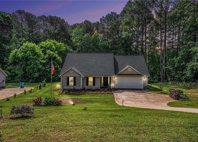 Property at 267 Rocky Point Rd, Covington, GA 30014, 3 beds, 2 baths