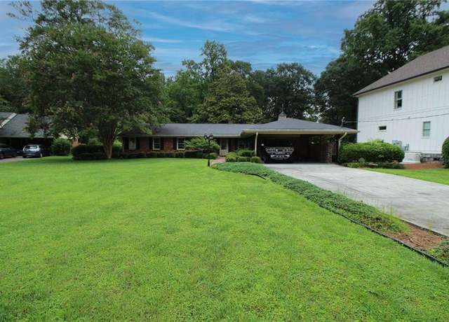 Property at 742 Starlight Ct NE, Sandy Springs, GA 30342, 4 beds, 2 baths