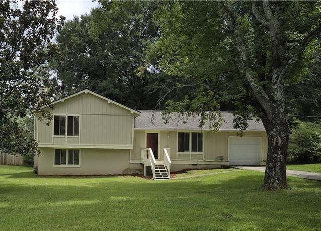 Property at 489 Village Run, Lawrenceville, GA 30046, 4 beds, 2 baths