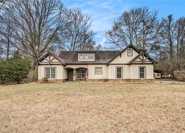 Property at 108 Deer Creek Run, Moreland, GA 30259, 4 beds, 2 baths