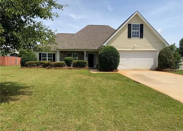 Property at 105 Marble Ct, Griffin, GA 30224, 3 beds, 2 baths