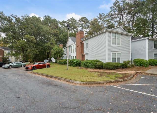 Property at 4315 Orchard Park Ct, Stone Mountain, GA 30083, 2 beds, 2 baths