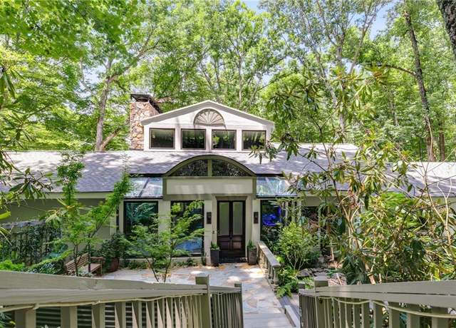 Property at 385 Grimes Bridge Rd, Roswell, GA 30075, 5 beds, 7 baths