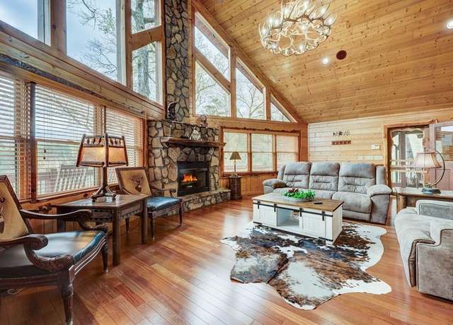 Property at 787 Choctaw Rdg, Blue Ridge, GA 30513, 4 beds, 3 baths