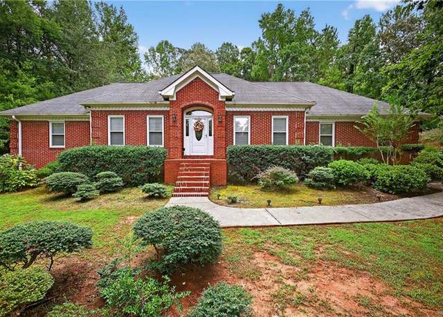 Property at 5312 Ashley Dr SE, Conyers, GA 30094, 3 beds, 2 baths