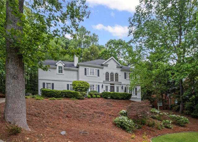 Property at 7750 Landowne Dr, Atlanta, GA 30350, 5 beds, 4.5 baths