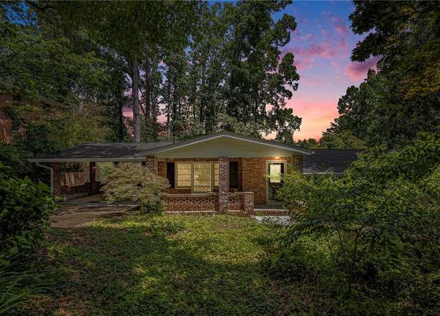 Property at 2595 Woodhill Cir, Atlanta, GA 30344, 4 beds, 3 baths