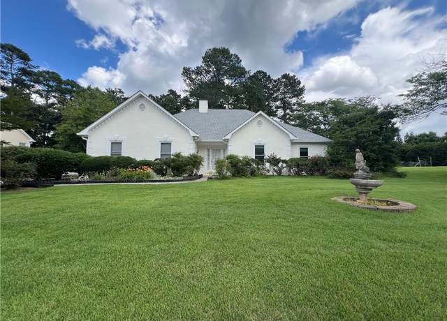 Property at 333 Etoawha Vly, Woodstock, GA 30189, 3 beds, 2 baths