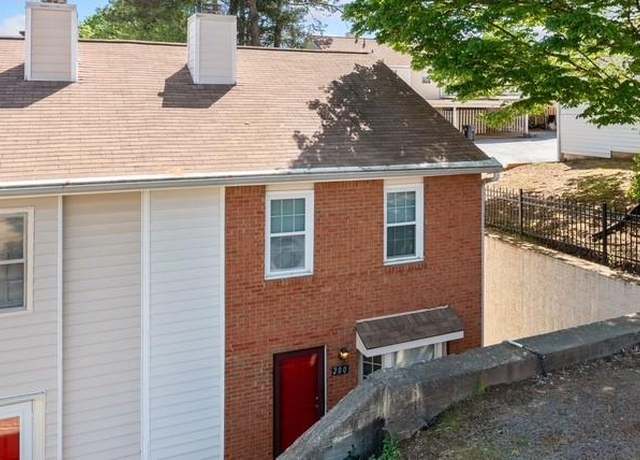 Property at 200 High Creek Dr, Roswell, GA 30076, 3 beds, 3.5 baths