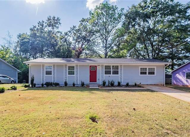 Property at 1669 Freedom Vly, Decatur, GA 30032, 4 beds, 1.5 baths