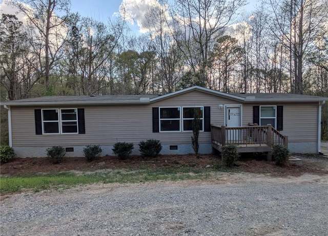 Property at 331 Bridle Path Dr, Ball Ground, GA 30107, 3 beds, 2 baths