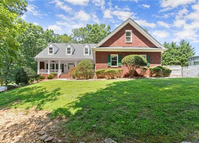 Property at 5755 Hopewell Rd, Cumming, GA 30028, 5 beds, 4 baths