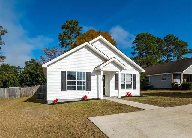 Property at 110 Chadwyck Ln, Bonaire, GA 31005, 3 beds, 2 baths