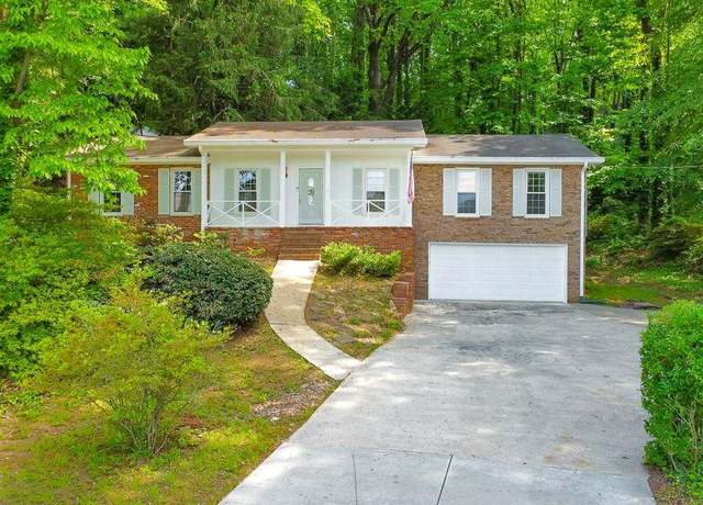Property at 1584 Allgood Rd NE, Marietta, GA 30062, 3 beds, 2 baths