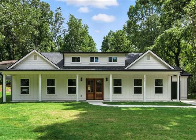 Property at 5431 S Lake Dr, Douglasville, GA 30135, 3 beds, 2.5 baths