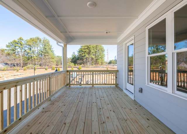 Property at 1980 Deco Dr, Kennesaw, GA 30144, 3 beds, 3.5 baths