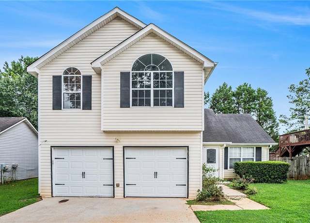 Property at 6239 Mathews Dr, Lithonia, GA 30058, 3 beds, 2.5 baths