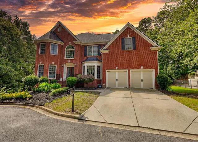 Property at 1843 Hamilton Mill Pkwy, Dacula, GA 30019, 5 beds, 4 baths
