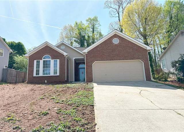 Property at 2910 Treehouse Ln, Lawrenceville, GA 30044, 3 beds, 2 baths