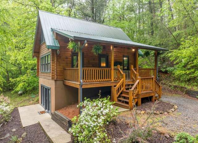 Property at 121 Farmstead Rd, Ellijay, GA 30540, 2 beds, 2 baths