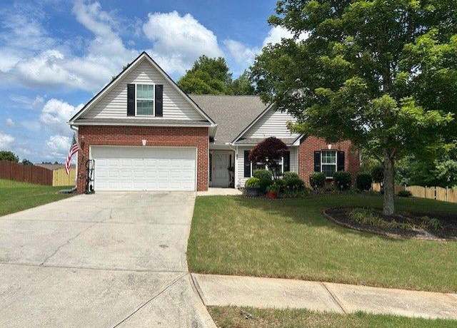 Property at 743 Thompson Ridge Dr, Monroe, GA 30655, 5 beds, 3 baths